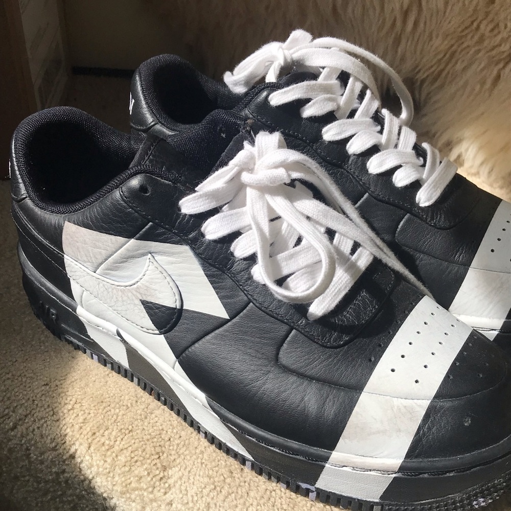 - Nike Air Force 1 UPTOWN - Exclusive Drop!